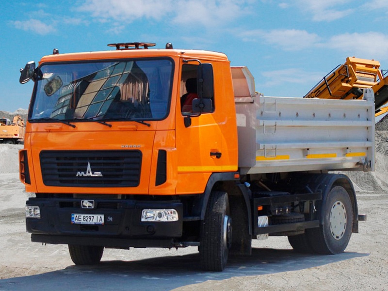 МАЗ-555025-581-000